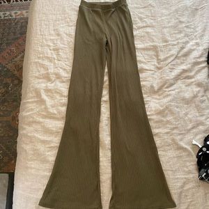 Comfy olive green flare pants